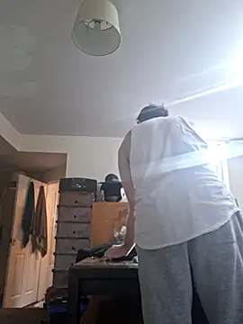 Snapshot of DelayedAnalog720 chatting on November 24, 1:55 pm DelayedAnalog720 online show from November 24, 1:55 pm