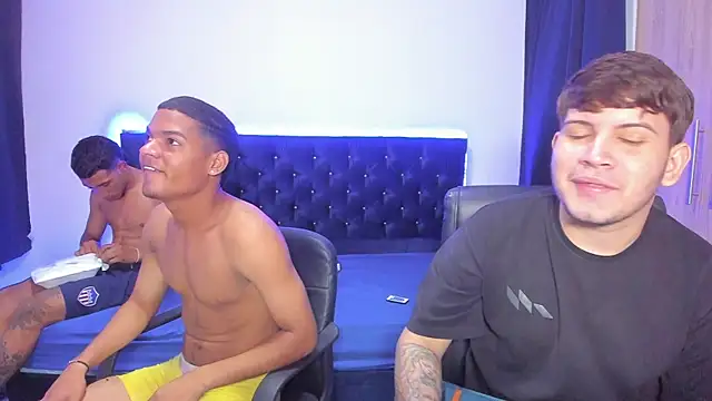 isaac master77 online show from October 25, 3:03 am