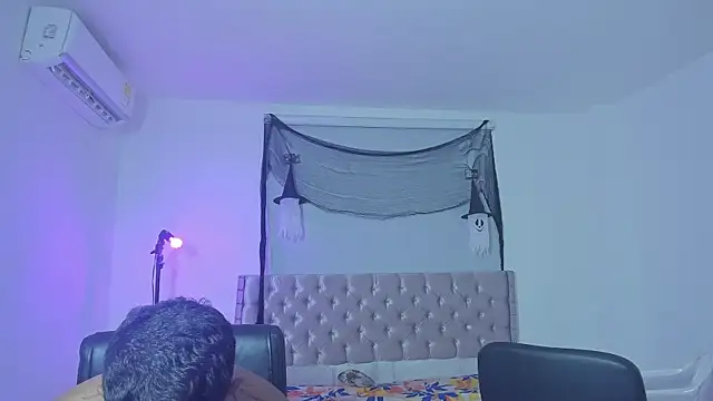 isaac master77 online show from November 23, 4:01 am