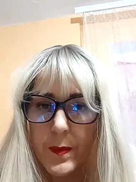 Amelialove42 online show from November 16, 4:23 pm