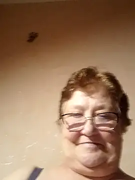Snapshot of Katherine735 chatting on June 9, 7:58 pm Katherine735 online show from June 9, 7:58 pm