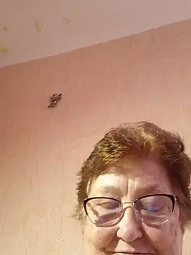 Snapshot of Katherine735 chatting on June 14, 5:31 am Katherine735 online show from June 14, 5:31 am