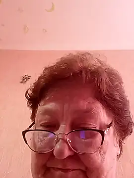 Snapshot of Katherine735 chatting on July 15, 5:56 am Katherine735 online show from July 15, 5:56 am