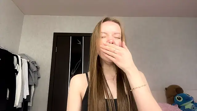 AntoniaMoravick online show from November 14, 7:18 am