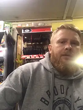 Snapshot of bodywork30 chatting on October 20, 3:56 pm bodywork30 online show from October 20, 3:56 pm