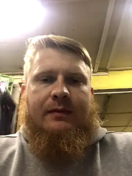 Snapshot of bodywork30 chatting on October 26, 2:34 pm bodywork30 online show from October 26, 2:34 pm