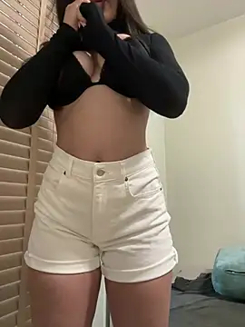 Snapshot of Sweet_Lana69 chatting on June 8, 1:33 pm Sweet Lana69 online show from June 8, 1:33 pm