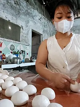 Snapshot of VenusCara99 chatting on October 29, 2:58 am VenusCara99 online show from October 29, 2:58 am