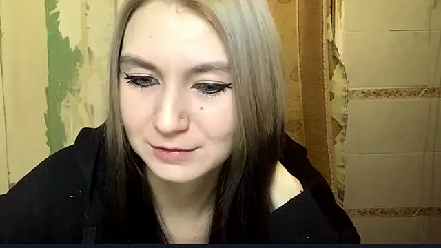 ArianeBhayani online show from October 25, 8:47 pm