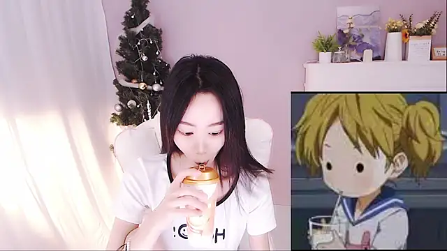 Snapshot of Xs-000 chatting on December 16, 3:39 pm Xs-000 online show from December 16, 3:39 pm