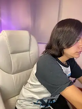 Ninfa pink online show from October 30, 7:47 pm