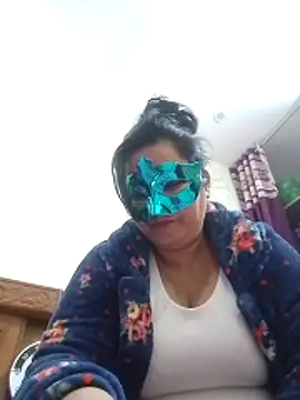 Snapshot of Honey-26 chatting on November 27, 8:27 am Honey-26 online show from November 27, 8:27 am