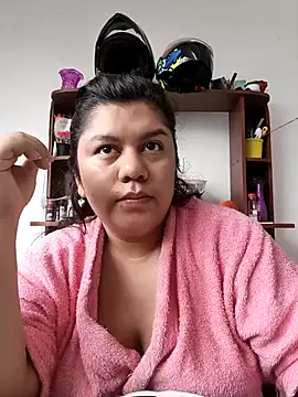 Snapshot of solnechka1 chatting on October 23, 12:59 pm solnechka1 online show from October 23, 12:59 pm
