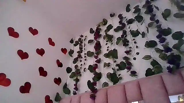abby moss 2 online show from April 29, 12:42 pm