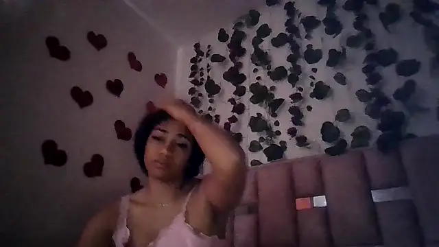 Snapshot of abby_moss_2 chatting on May 5, 12:57 pm abby moss 2 online show from May 5, 12:57 pm