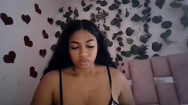 Snapshot of abby_moss_2 chatting on May 12, 12:46 pm abby moss 2 online show from May 12, 12:46 pm