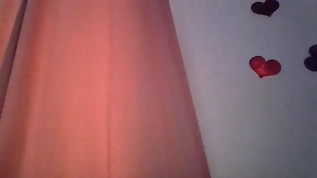 Snapshot of abby_moss_2 chatting on May 15, 1:51 pm abby moss 2 online show from May 15, 1:51 pm