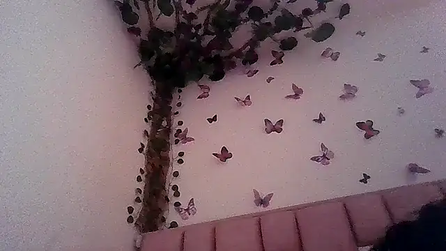 Snapshot of abby_moss_2 chatting on June 12, 12:48 pm abby moss 2 online show from June 12, 12:48 pm