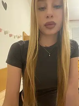 RemyStyles online show from February 2, 9:35 pm