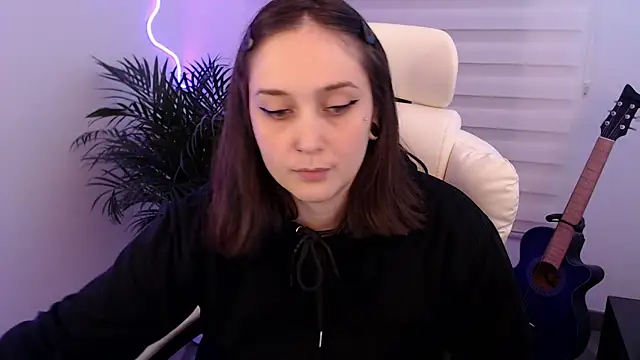 Snapshot of Fallenag666 chatting on November 8, 2:45 am Fallenag666 online show from November 8, 2:45 am