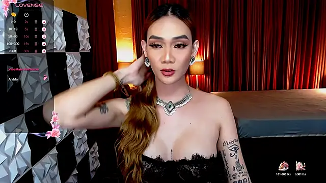 MeatyCockLuna online show from November 24, 10:37 am