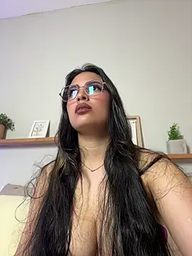shainadavis online show from June 16, 3:31 am