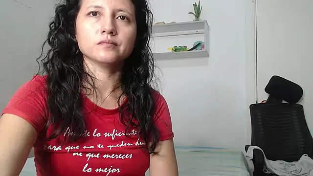 Snapshot of Renata_Rivas chatting on April 1, 4:13 am Renata Rivas online show from April 1, 4:13 am