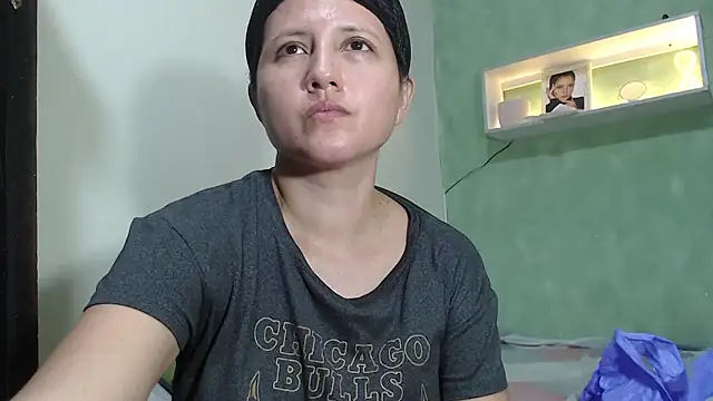 Snapshot of Renata_Rivas chatting on July 14, 4:06 am Renata Rivas online show from July 14, 4:06 am
