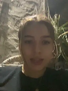 Snapshot of sssugarygirl chatting on October 10, 2:43 am sssugarygirl online show from October 10, 2:43 am