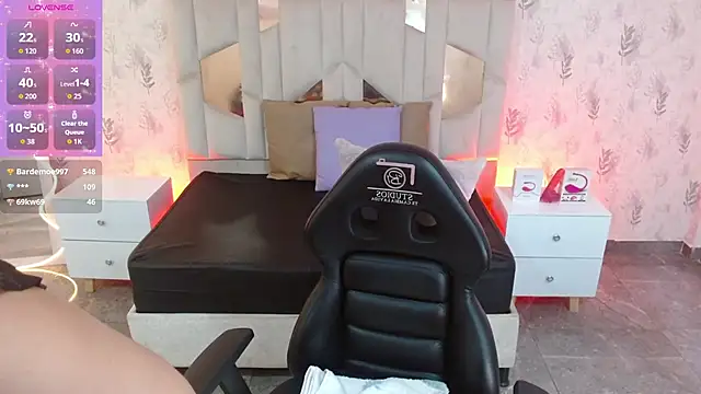 Snapshot of MARIANA_TAY1 chatting on November 4, 3:05 am MARIANA TAY1 online show from November 4, 3:05 am