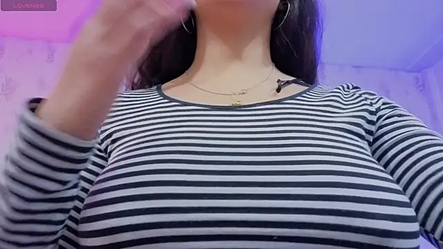 Snapshot of MARIANA_TAY1 chatting on May 22, 3:02 am MARIANA TAY1 online show from May 22, 3:02 am