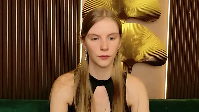 Morgan Wardi online show from February 14, 8:49 pm