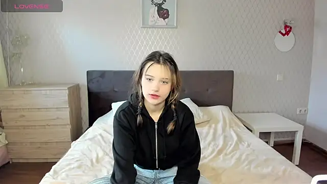 SofiMuse online show from October 14, 6:14 am