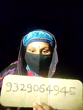 Snapshot of rasmi_powar chatting on October 20, 3:56 pm rasmi powar online show from October 20, 3:56 pm