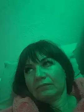 Snapshot of Butterfly8385 chatting on May 13, 9:55 pm Butterfly8385 online show from May 13, 9:55 pm