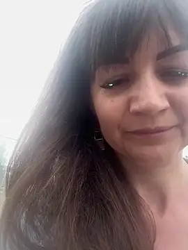 Snapshot of Butterfly8385 chatting on May 31, 10:00 am Butterfly8385 online show from May 31, 10:00 am