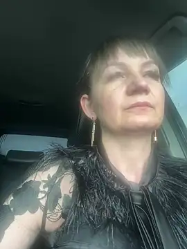 Snapshot of Butterfly8385 chatting on June 12, 3:44 pm Butterfly8385 online show from June 12, 3:44 pm