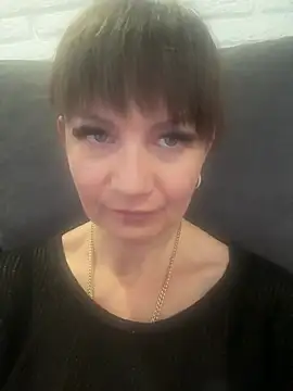 Snapshot of Butterfly8385 chatting on July 15, 3:34 am Butterfly8385 online show from July 15, 3:34 am