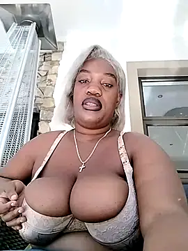 SweetBedroomEyez online show from July 4, 11:16 am