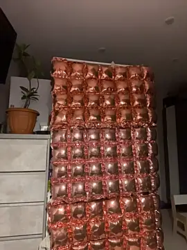 AngellnSilk online show from December 3, 4:05 pm