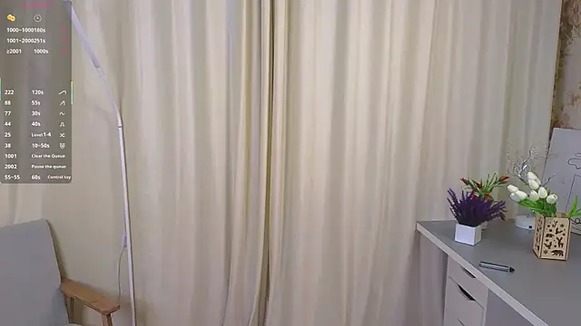 Snapshot of VernellArey chatting on October 25, 4:02 pm VernellArey online show from October 25, 4:02 pm