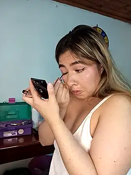 sofiazaf5 online show from December 15, 1:26 pm