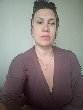 Ambika beauty online show from May 11, 4:04 pm