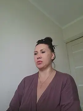 Ambika beauty online show from May 17, 3:52 pm