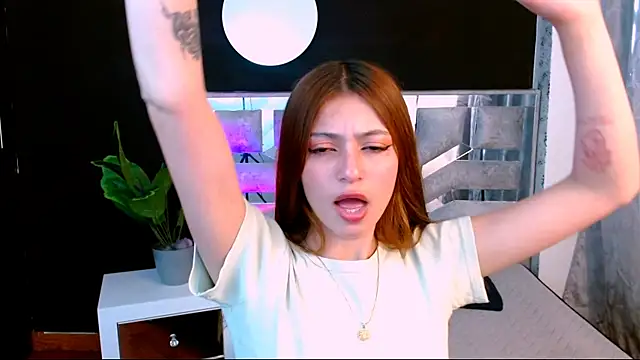 viky evanss online show from October 15, 7:03 pm