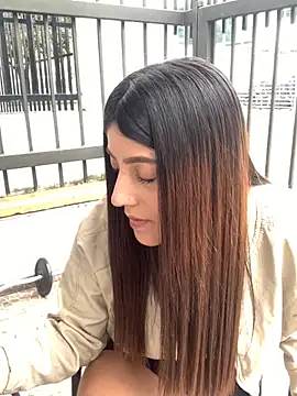 ElectraPink  online show from December 4, 12:58 pm