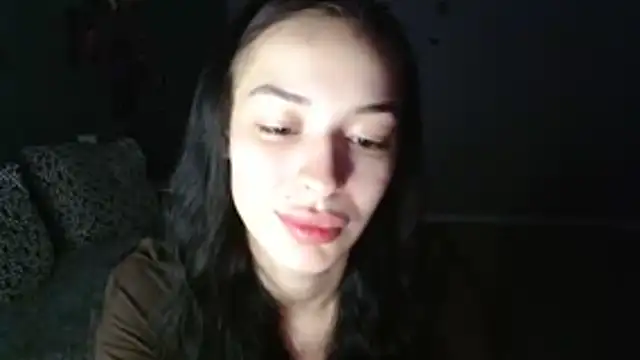 Daphne Darkthorn online show from November 6, 3:40 am