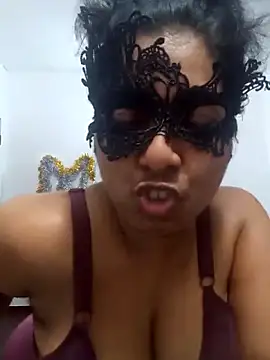 Snapshot of Expose_Queen chatting on June 1, 5:36 pm Expose Queen online show from June 1, 5:36 pm