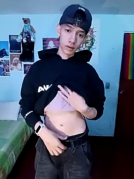 heyy noah11 online show from October 23, 2:33 am