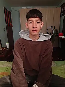 heyy noah11 online show from November 10, 8:19 pm